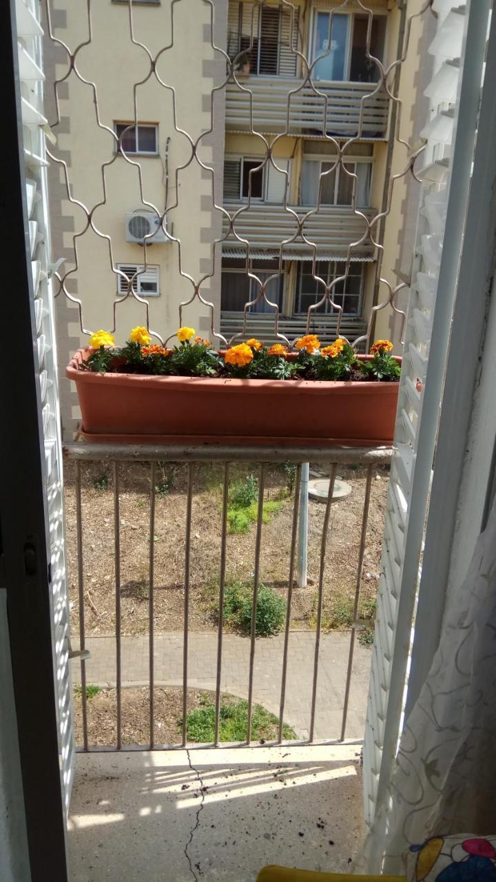 Ferienwohnung אצלנו - בגליל העליון Kirjat Schmona Exterior foto
