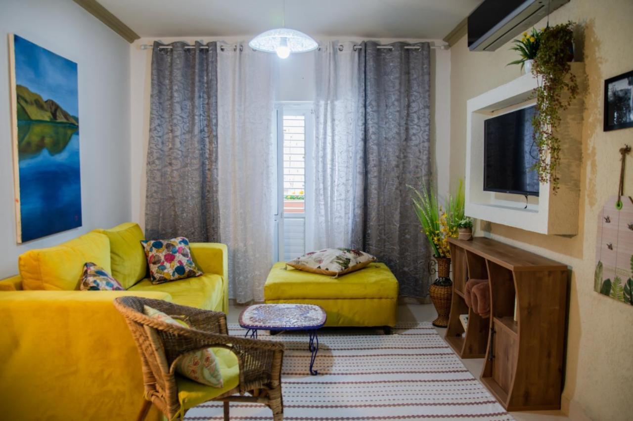 Ferienwohnung אצלנו - בגליל העליון Kirjat Schmona Exterior foto